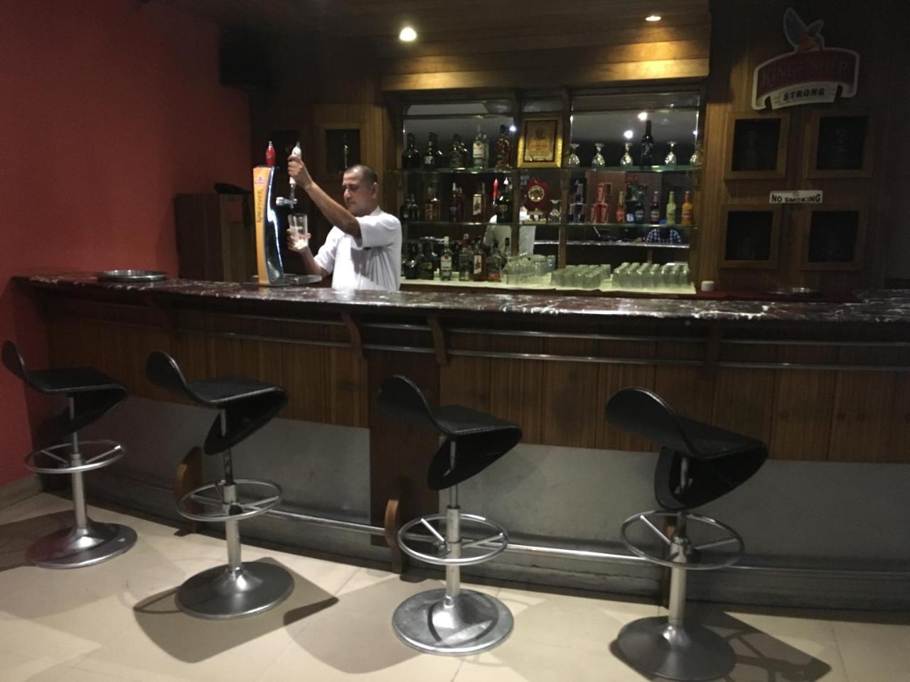 Shiv Hotel And Joe'S Bar & Restaurant Jandiala Екстериор снимка